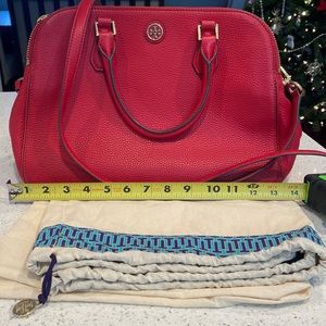 🔥Red Tory Burch crossbody handbag in excellent condition! Almost new.